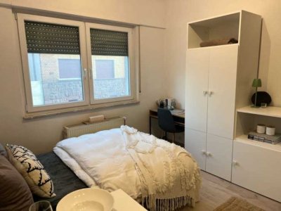 kleines vollmöbliertes Zuhause / Small, cosy furnished Home