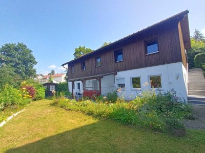 * ZWEI NEBENLIEGENDE APPARTMENTS MIT FREISITZ UND VORGARTEN *