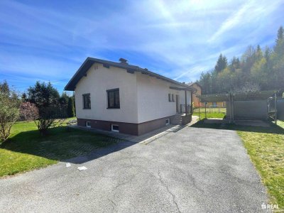 Bungalow in sonniger und ruhiger Naturlage am Stadtrand von Villach - großer Garten mit Baumbestand!