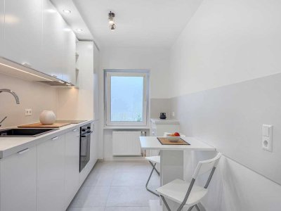 2 Zimmer Wohnung mit Balkon in Kaiserslautern Bännjerrück, Erstbezug nach Sanierung.