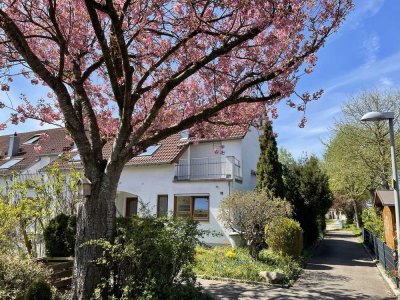 Gepflegtes und frisch renoviertes Reiheneckhaus mit 4 Zimmern in Ulm Gögglingen