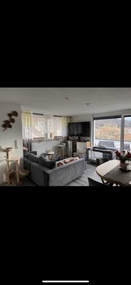 Neuwertige 3-Zimmer-Wohnung mit Balkon und Einbauküche in Albstadt