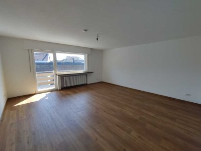 Renovierte 3-Zimmer-Wohnung in Porz-Elsdorf