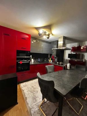 Moderne 3-Zimmer-Wohnung mit Garten, Stellplatz & Voll Möbliert