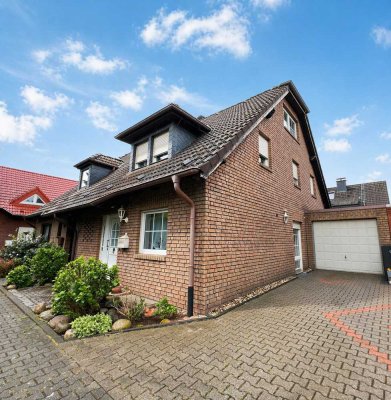 Doppelhaushälfte // 3-4 Schlafzimmer // Garage // sonniger Garten // Spielstraße