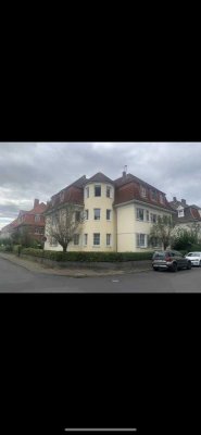 Wunderschöne, renovierte 2-Zimmer-Wohnung Altbauwohnung zentral gelegen in Troisdorf West