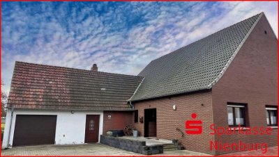 Gepflegtes Einfamilienhaus - Wohnen auf einer Ebene!