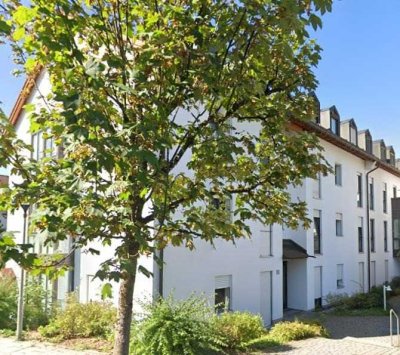 Stilvolle, gepflegte 1,5-Zimmer-Wohnung mit Balkon und Einbauküche in Wolfratshausen