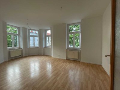 -von privat- Wunderschöne 3-Zimmer-Wohnung in Erfurt - WG geeignet