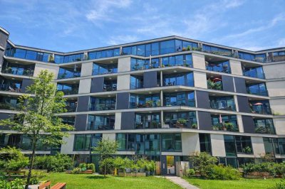 Bezugsfreies 2-Zimmer-Penthaus mit Balkon im Samariterviertel