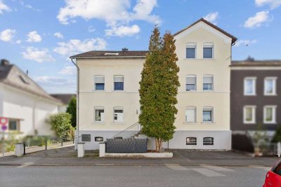 Helle moderne 4ZKB mit EBK im DG sehr zentral in Siegen (Kein Balkon oder Stellplatz)
