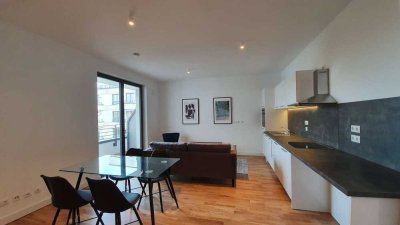 gemütliche 2-Zimmer-Wohnung - möbliert mit EBK + Balkon in Wilmersdorf nahe Kudamm / Adenauer Platz