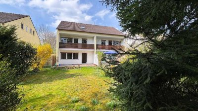 Sanierungsbedürftige Doppelhaushälfte in ruhiger und zentrumsnaher Lage von Gröbenzell