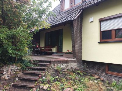 Helle 3-Zimmer-Erdgeschosswohnung mit gehobener Innenausstattung mit Balkon und EBK in Wietzen