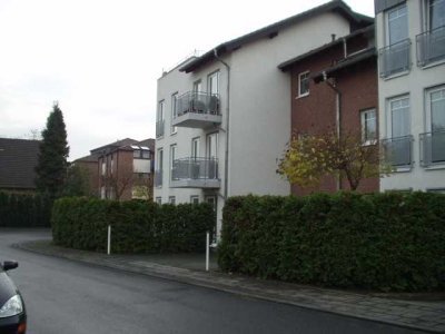 Drei-Zimmer-Wohnung 1. OG in Niederkassel-Rheidt