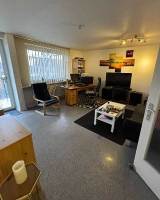 Vorderer Westen schöne 2-Zimmer Wohnung im 1. OG mit Balkon