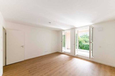 2 Zimmer Wohnung mit Loggia und Einbauküche