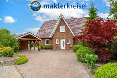 RESERVIERT! Bärenstadt Esens: Junges Einfamilienhaus mit Carport und weiteren Wohnvorteilen!