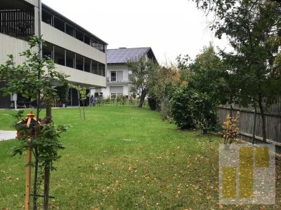 1-Zimmer-Appartment zentrumsnah in Viechtach, mit Terrasse, Carport und EBK