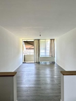 Geschmackvolle 3-Zimmer-Wohnung mit EBK in Dietzenbach