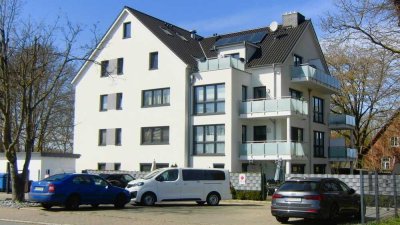 Moderne Wohnung mit Fahrstuhl, Kaminofen und Blick ins Grüne