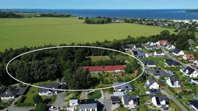 Riesen-Grundstück, zusätzl. Bauland, Riesen-Garage, Stall - Großzügiges Wohnhaus in Wassernähe