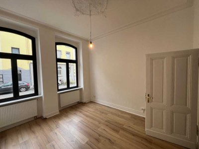 Bezugsfreie Altbauwohnung mit Garten im Bonner Zentrum