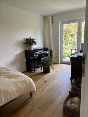 3,5 Zimmer Erdgeschoss Wohnung mit Hobbyraum und Garten in Waldtrudering
