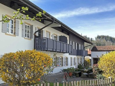Attraktive 4-Zimmer-Dachgeschosswohnung im Zentrum von Prien a. Chiemsee
