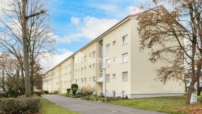 Sofort verfügbar: Gepflegte 4-Zimmer-Wohnung mit Balkon in Stuttgart-Fasanenhof