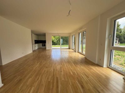 Tolle Erdgeschosswohnung mit 2 Terrassen