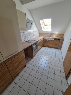 + + +  2,0-Zimmerwohnung mit Einbauküche und Designbelag + + +