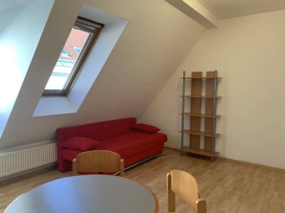 Charmante, Möblierte Zweizimmer-Wohnung im Zentrum