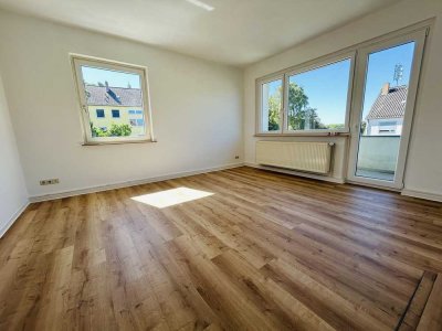 Frisch renovierte 2-Zimmer-Wohnung mit Balkon - Hannover Bornum