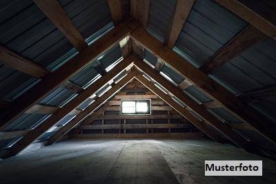 4-Zimmer-Wohnung im Rohbauzustand: Ausbauchance nach Ihren Vorstellungen