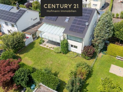 Provisionsfrei! Luxuriös und nachhaltig: Freist. Zweifamilienhaus m. Sauna und PV Rheinfelden-Stadt