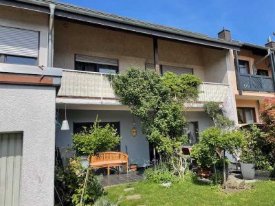 Preiswertes, modernisiertes 6-Zimmer-Reihenhaus in Wiesloch