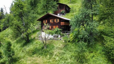 Charmantes Bergjuwel in Schruns: Historisches Haus mit atemberaubendem Bergblick!
