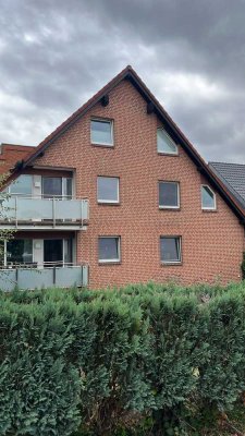 Gepflegte 3,5-Zimmer-Wohnung mit Balkon und Stellplatz in guter Lage von Rheinberg-Budberg