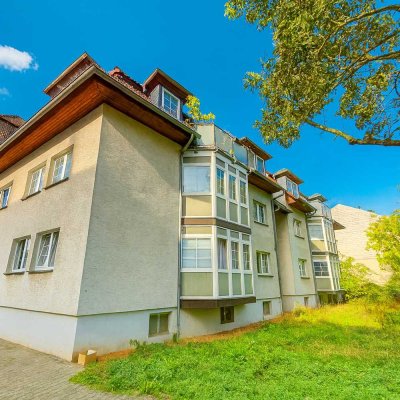 Neu renoviert, stilvoll möbliert und sofort beziehbar - Frankfurt-Hausen!