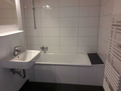 Prov-frei: Fernblick DU-Mündelheim mit viel Grün - 3 Zi. mit Loggia / Selbstbezug oder Kapitalanlage