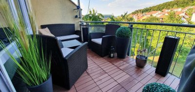 Modernisierte 3,5 Zimmer Wohnung inkl. Stellplatz mit schöner Aussicht in Neckarelz