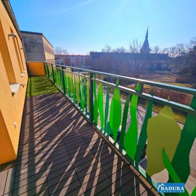 Helle Dachgeschosswohnung mit Terrasse in Rannersdorf nahe Wien