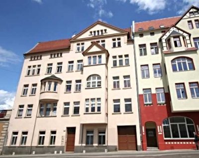 Lichtdurchflutete zentral gelegene 3-Raumwohnung