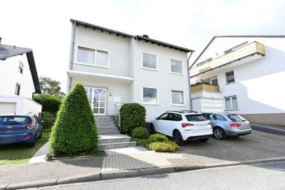 Großzügige und moderne 5,5 Zimmer-Whg. über 2 Etagen - mit Balkon in Sprockhövel!