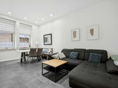 Altbaucharme trifft Wohnkomfort: Gemütliche Maisonette-Erdgeschosswohnung mit Terrasse in Mülfort