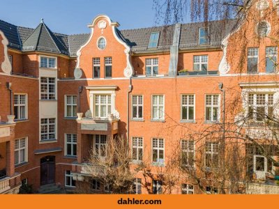 Großzügige und helle 5-Zimmerwohnung mit drei Balkonen am begehrten Holländischen Viertel