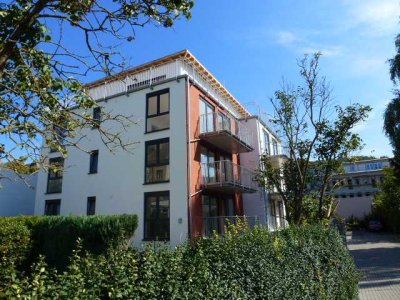 Südviertel- 3,5ZKB,Balkon, helle, gepflegt im 2.OG mit Parkett und Aufzug,