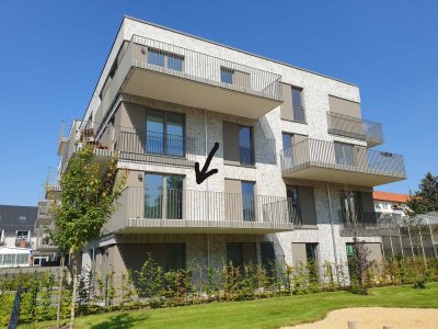 Stilvolle 2-Zimmer-Wohnung mit Einbauküche, Südbalkon, Tiefgaragenstellplatz und Kellerraum