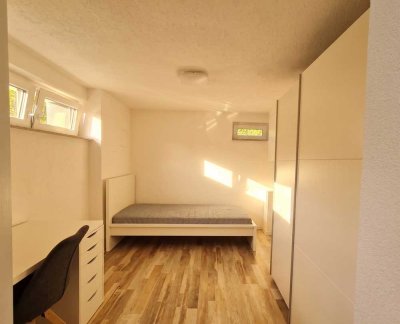 1-Zimmer-Wohnung mit separatem Schlafbereich in zentraler Lage